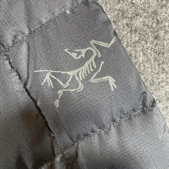 Arc'teryx Rico Jacket Mens Medium Black Down Insulated Quilted Puffer Coat - Picture 5 of 16